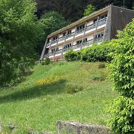 Les Genevriers Hostel Plaine